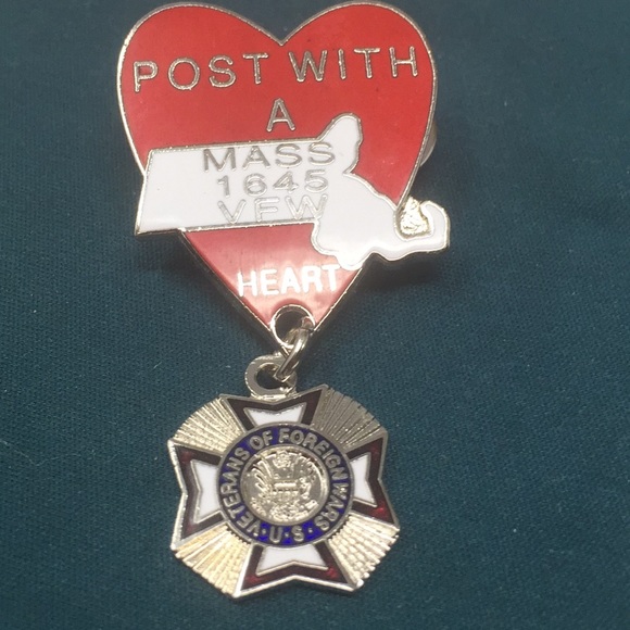 VFW 1645 Massachusetts Veterns of Foreign Wars Pin - Picture 7 of 8